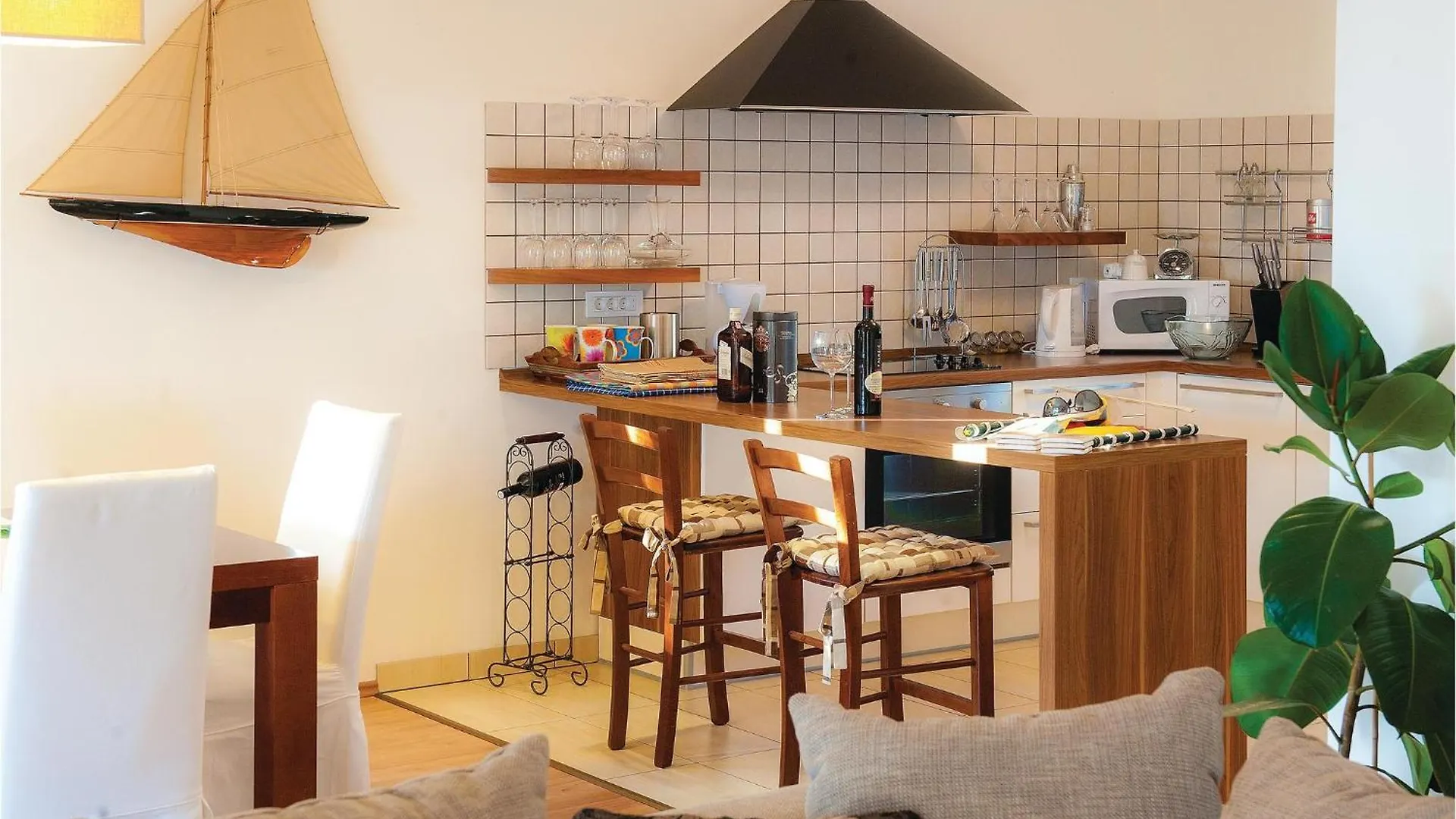 3 Bedroom Cozy Home In Palit 0*,