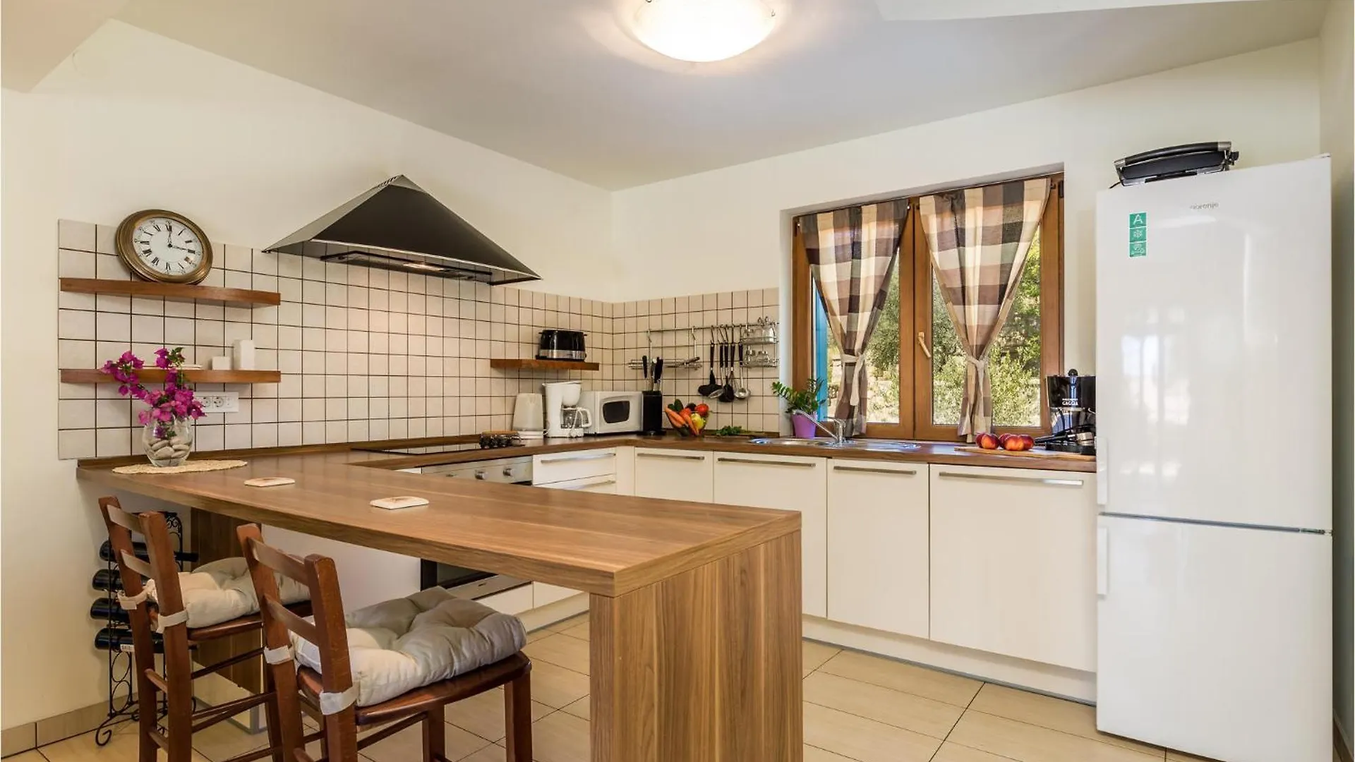 Nice Home In Palit With Wifi Mundanije Holiday home