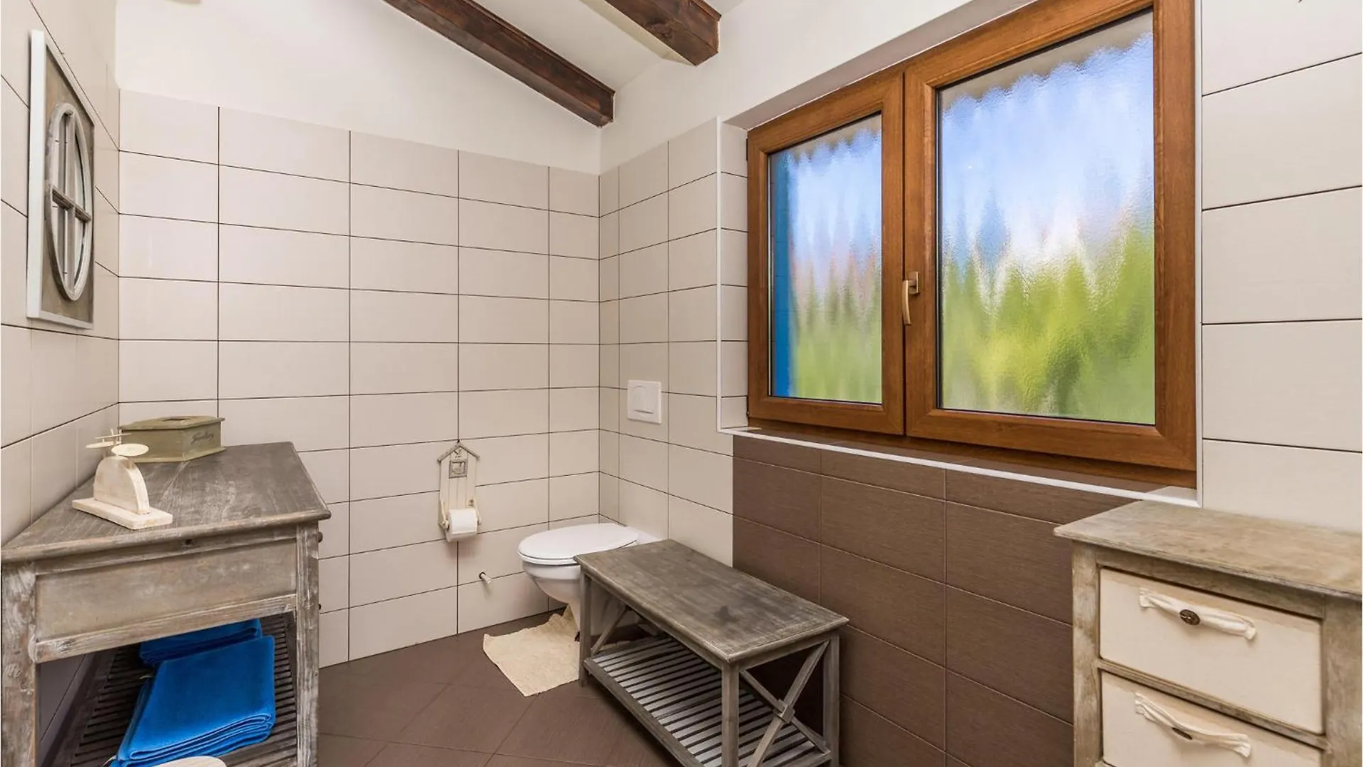 3 Bedroom Cozy Home In Palit